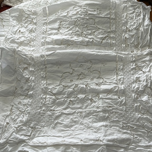 Battenburg White Duvet Cover, Queen Size, 2 Shams - Picture 3 of 3